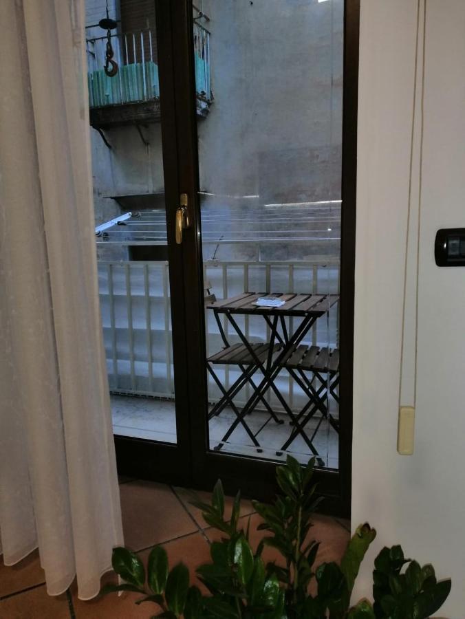 Ferienwohnung La Casa Di Tania A Napoli Exterior foto