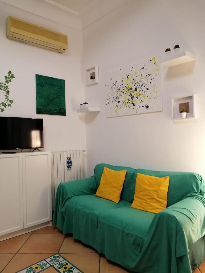 Ferienwohnung La Casa Di Tania A Napoli Exterior foto