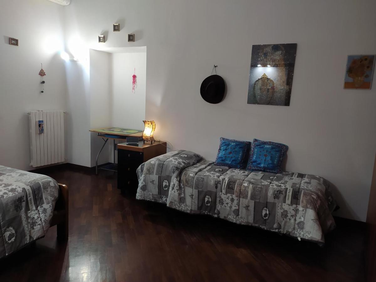 Ferienwohnung La Casa Di Tania A Napoli Exterior foto